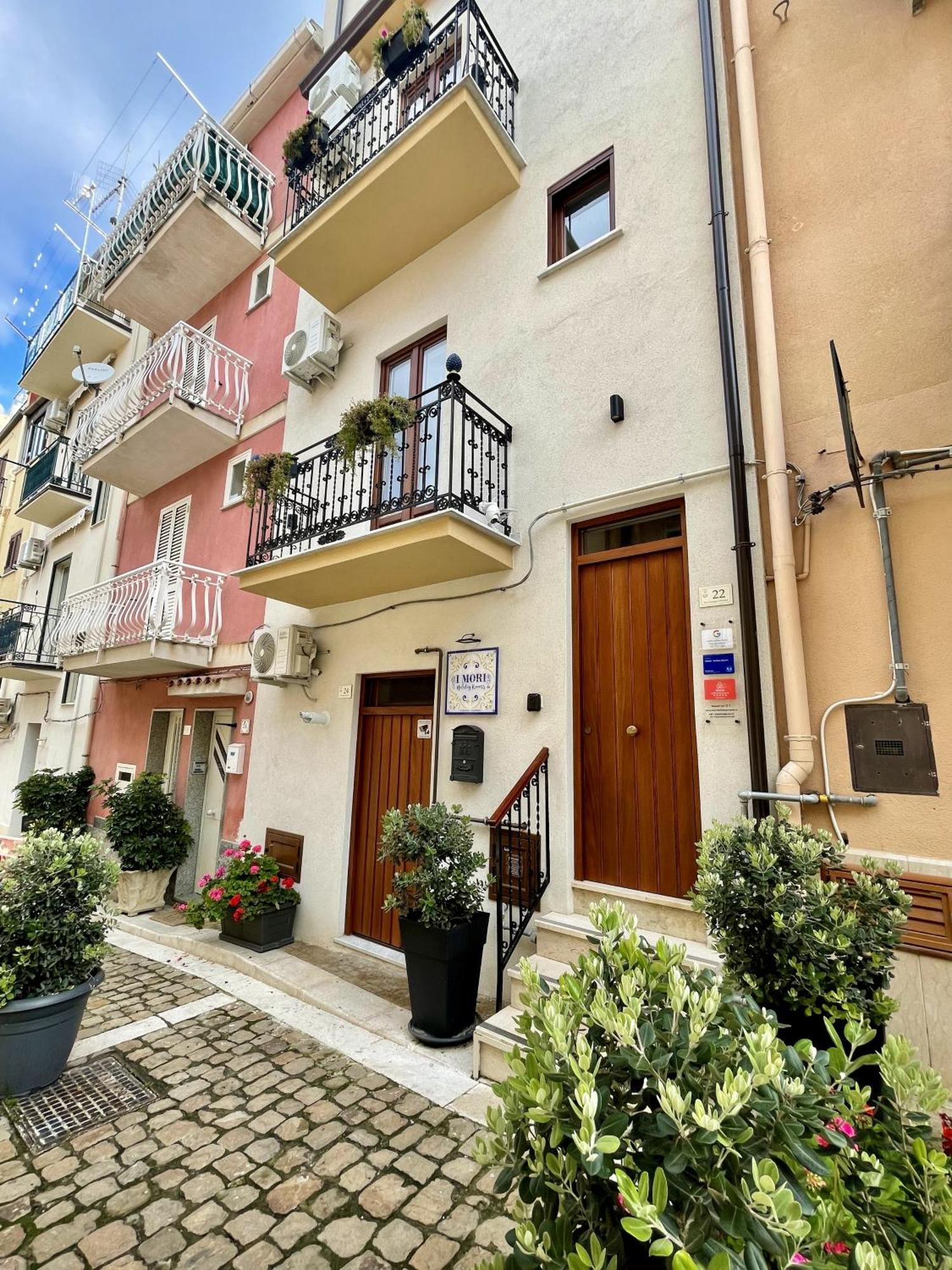 I Mori - Holiday Rooms Lascari Εξωτερικό φωτογραφία